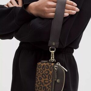 Lululemon Dual Pouch Wristlet- LDOK/NHBR/GOLD